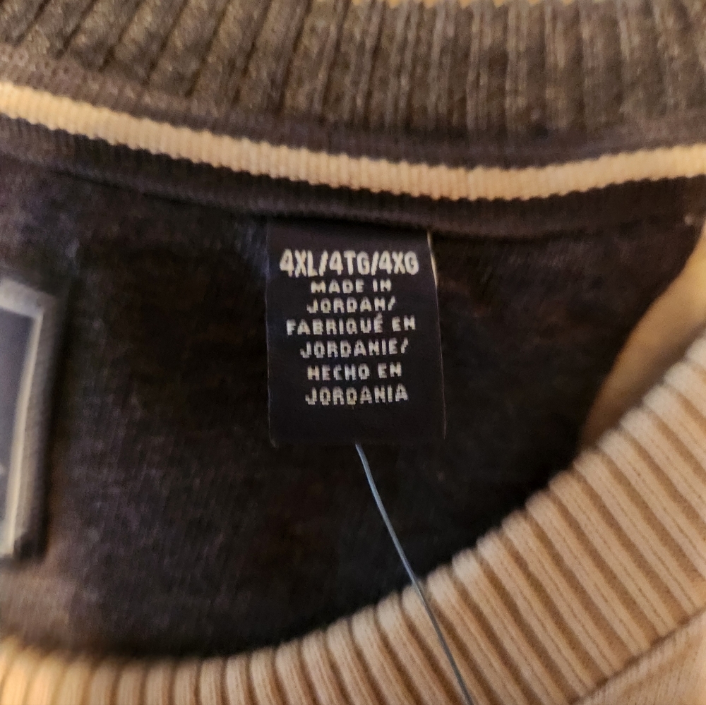 Men's pullover - Picture 2 of 5